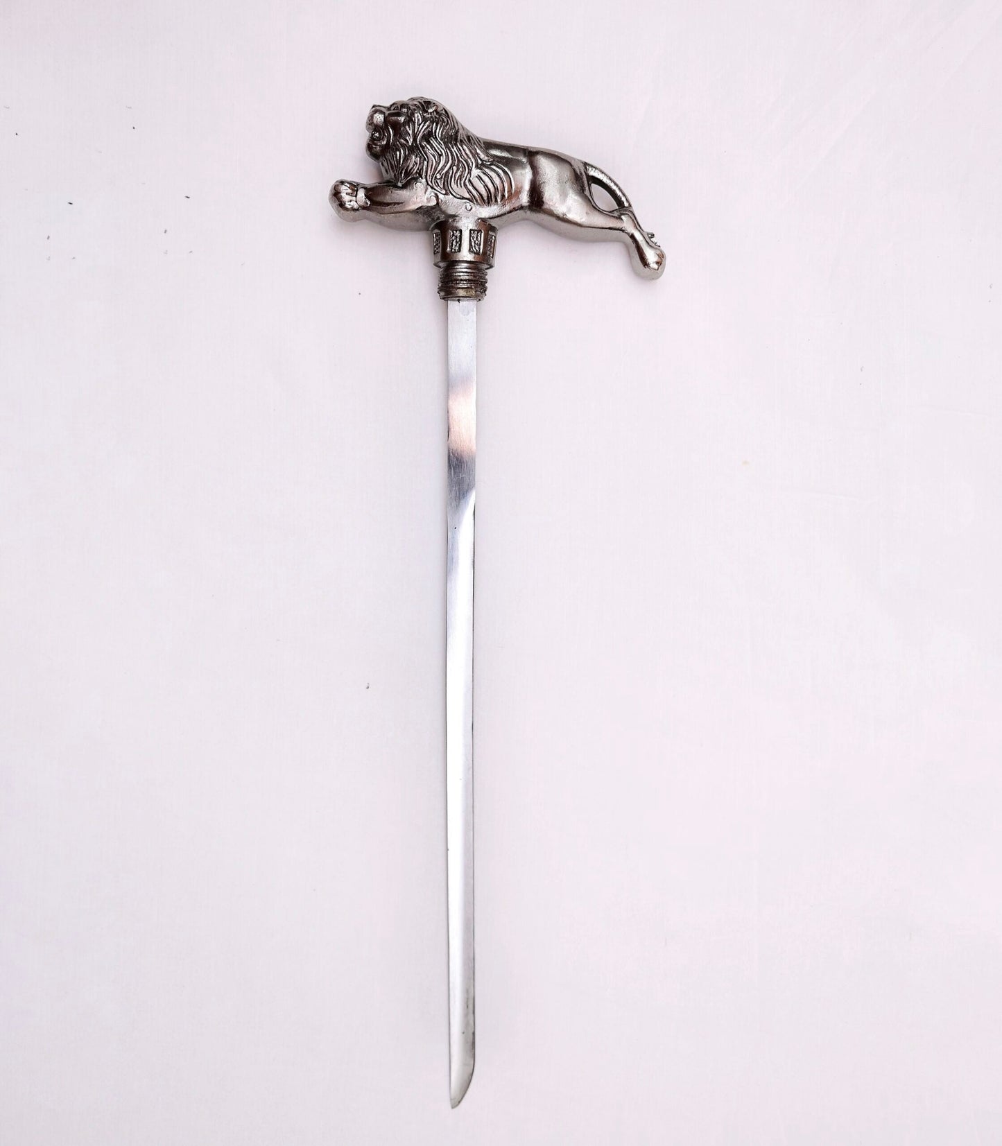 Handcrafted Lion walking cane